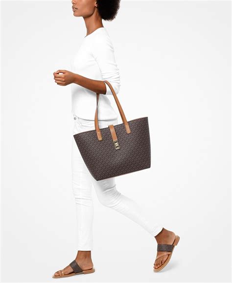 Michael Kors Karson Signature Carryall Tote 